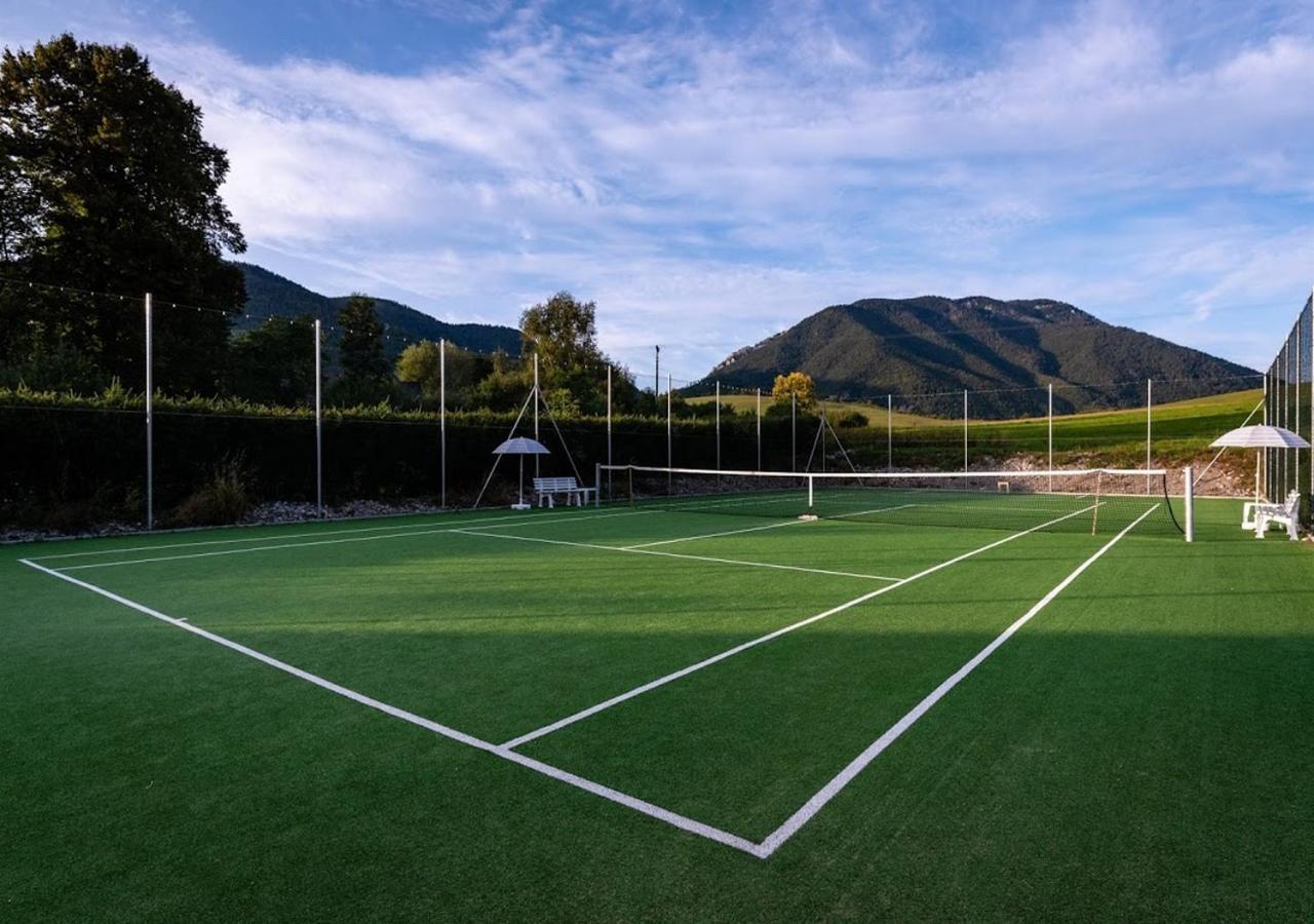 Villa Liptovmara Ižipovce Exteriör bild